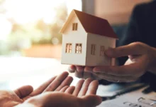 Comprar imóveis em leilão vale a pena Veja vantagens e riscos