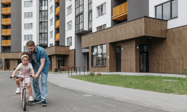 Morar em condomínio é mesmo tudo isso Descubra o que ninguém te conta sobre rotina, custos e convivência