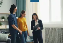 Quanto ganha um corretor de imóveis Descubra o salário, comissões e fatores que influenciam os ganhos em 2026